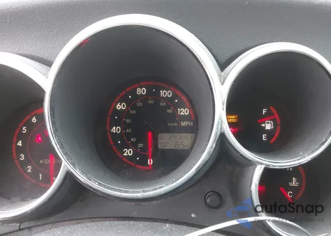 2005 Toyota Matrix z USA, uszkodzony, nr VIN 2T1KR32E85C495845